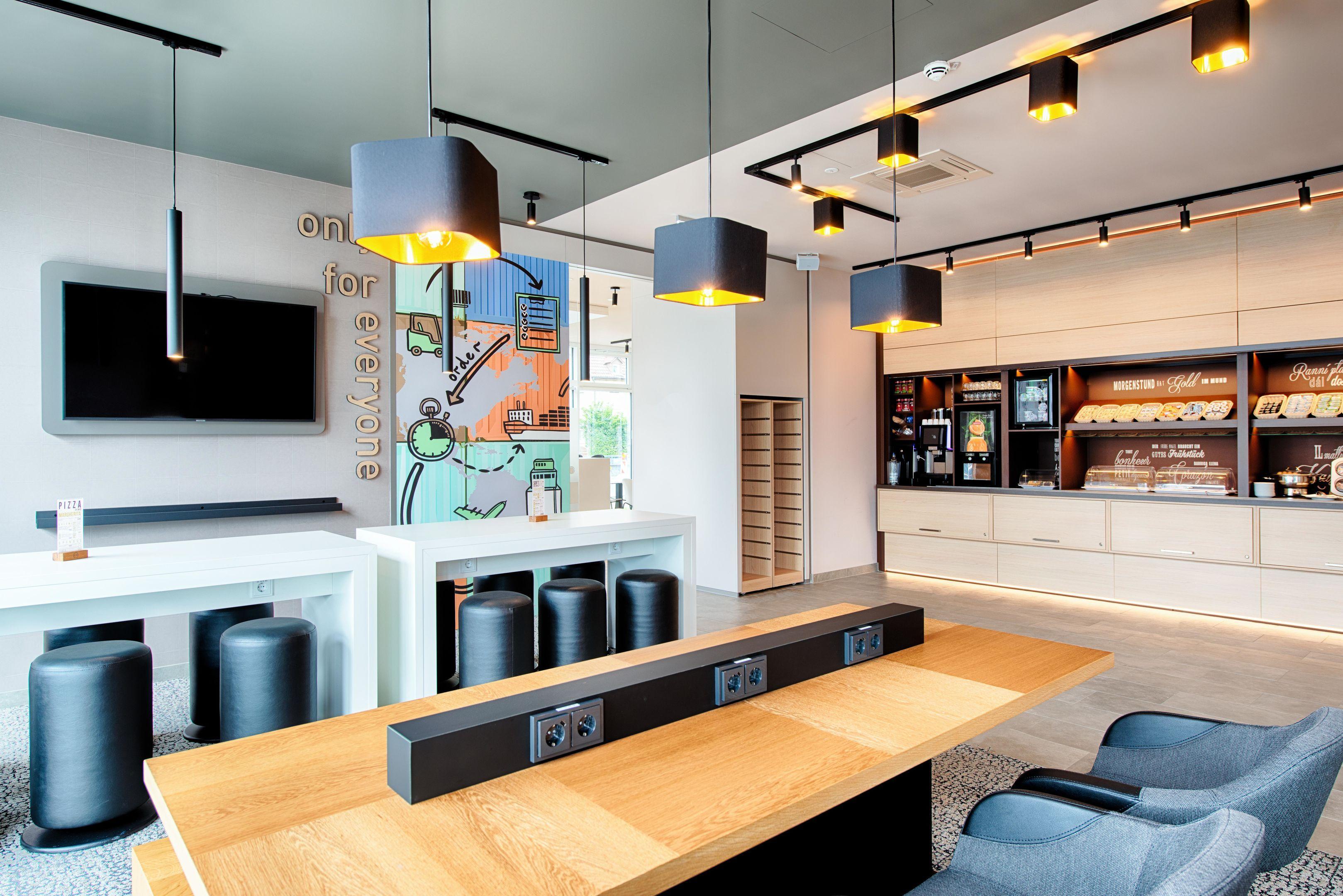 B&B Hotel Stuttgart-Neckarhafen Extérieur photo